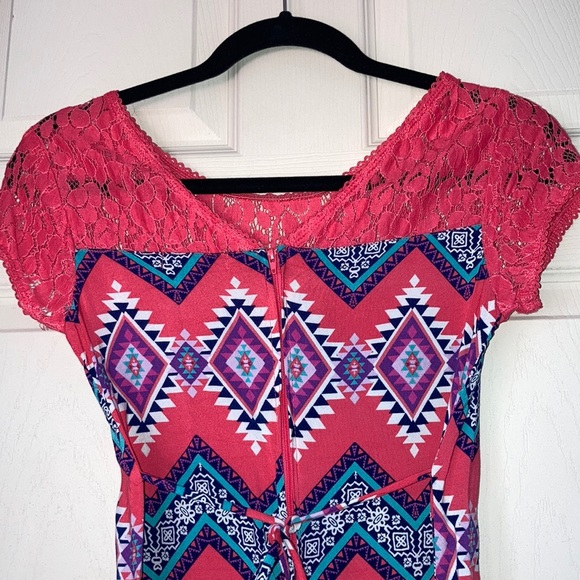 Dress - Picture 3 of 4